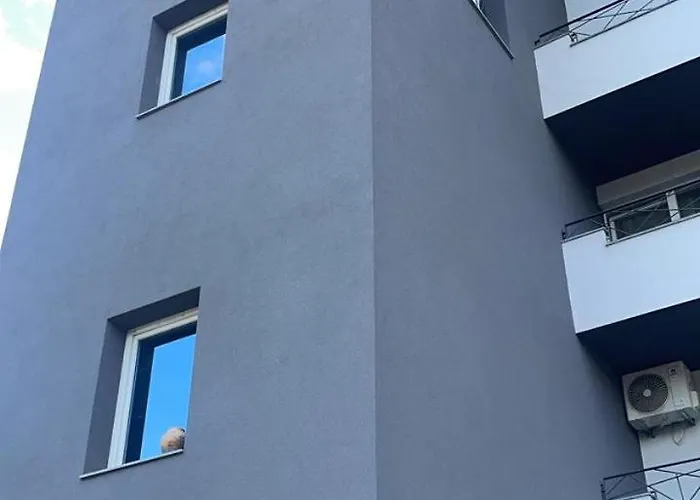 Sleep And Drive Central * サラエヴォ