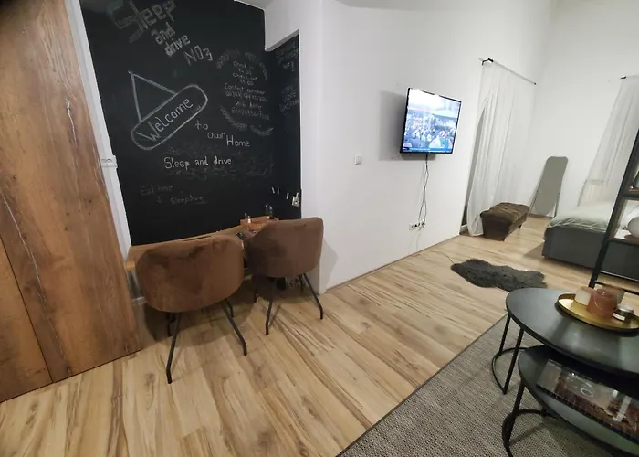 Sleep And Drive Central * サラエヴォ